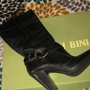 Gianni Bini Blk Leather Boots